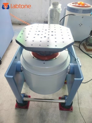 Maksymalna siła sinusoidalna 300 kgf (szczytowa) (3 kN) Chłodzony powietrzem system testów wibracyjnych do testów laboratoryjnych baterii z UL1642 / UN38.3