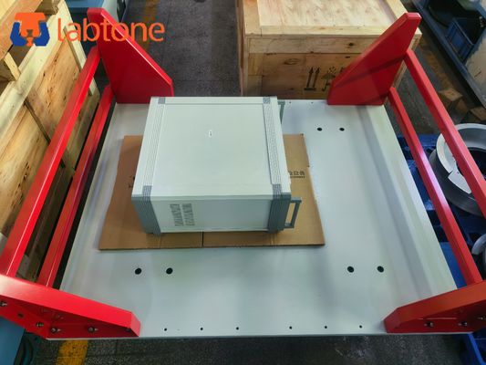 Sprzęt do testów na stole wibracyjnym z zakresem częstotliwości 2-5 Hz, rozmiarem stołu 1200 x 1500 mm, zgodny ze standardami ISTA, ISO i IEC